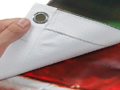 镇平喷绘和刀刮布的工艺区别。