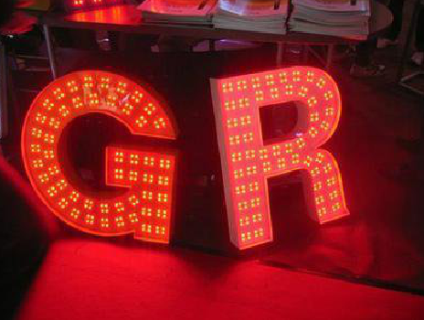 镇平LED发光字有哪些优势？