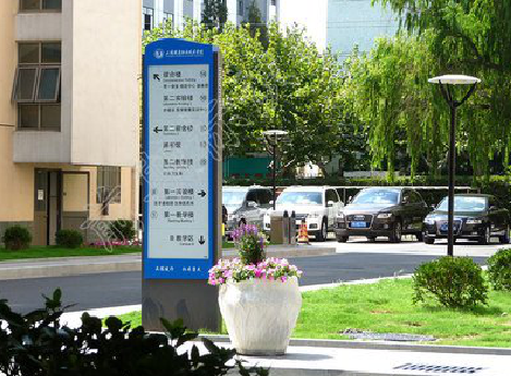 镇平哪些因素影响宣传栏的制作？